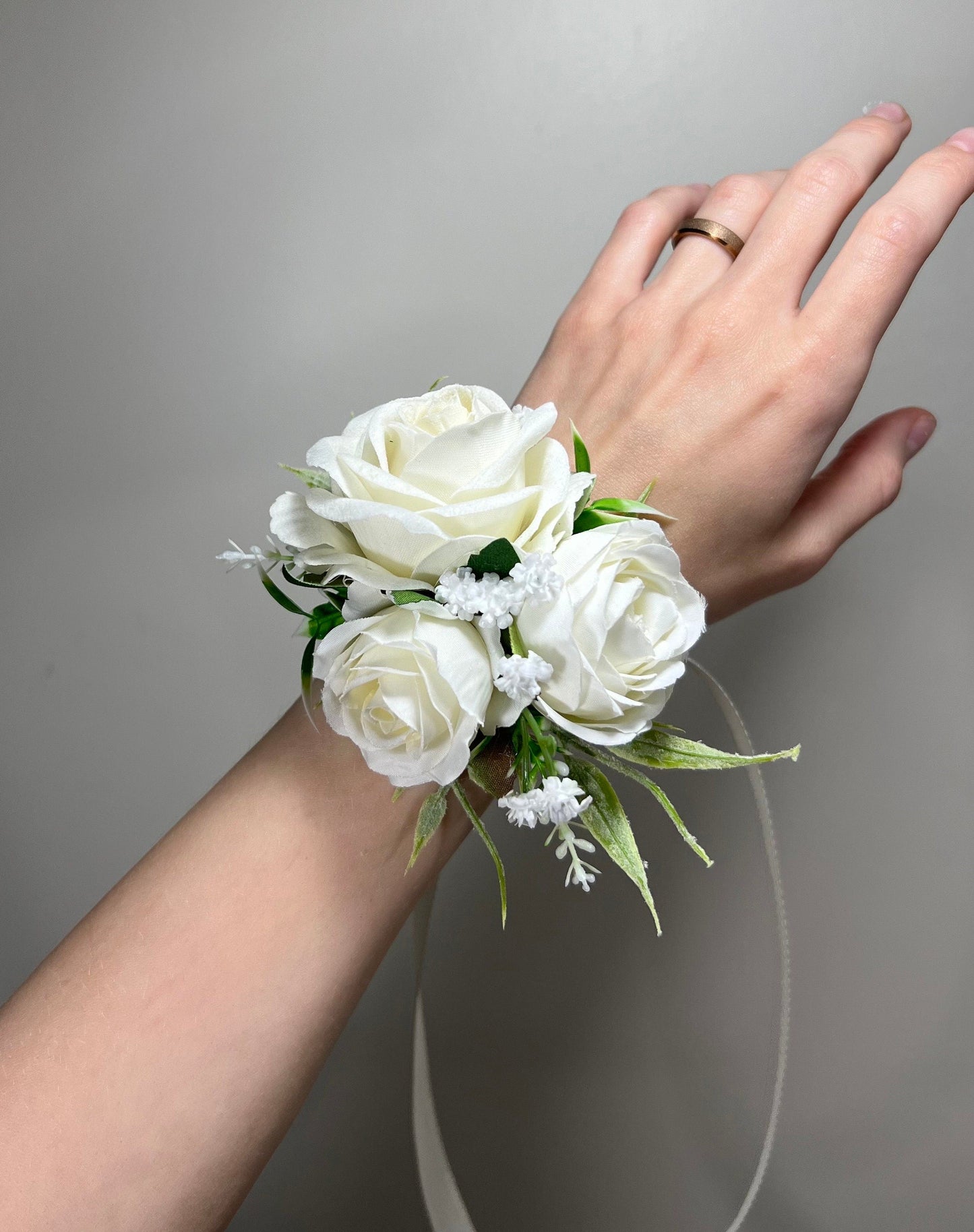 Wedding White Corsage Ivory Corsage Wedding Classic Wrist Corsage Bridesmaids Decor Wedding White Mom Corsage Accessories Artificial Flower