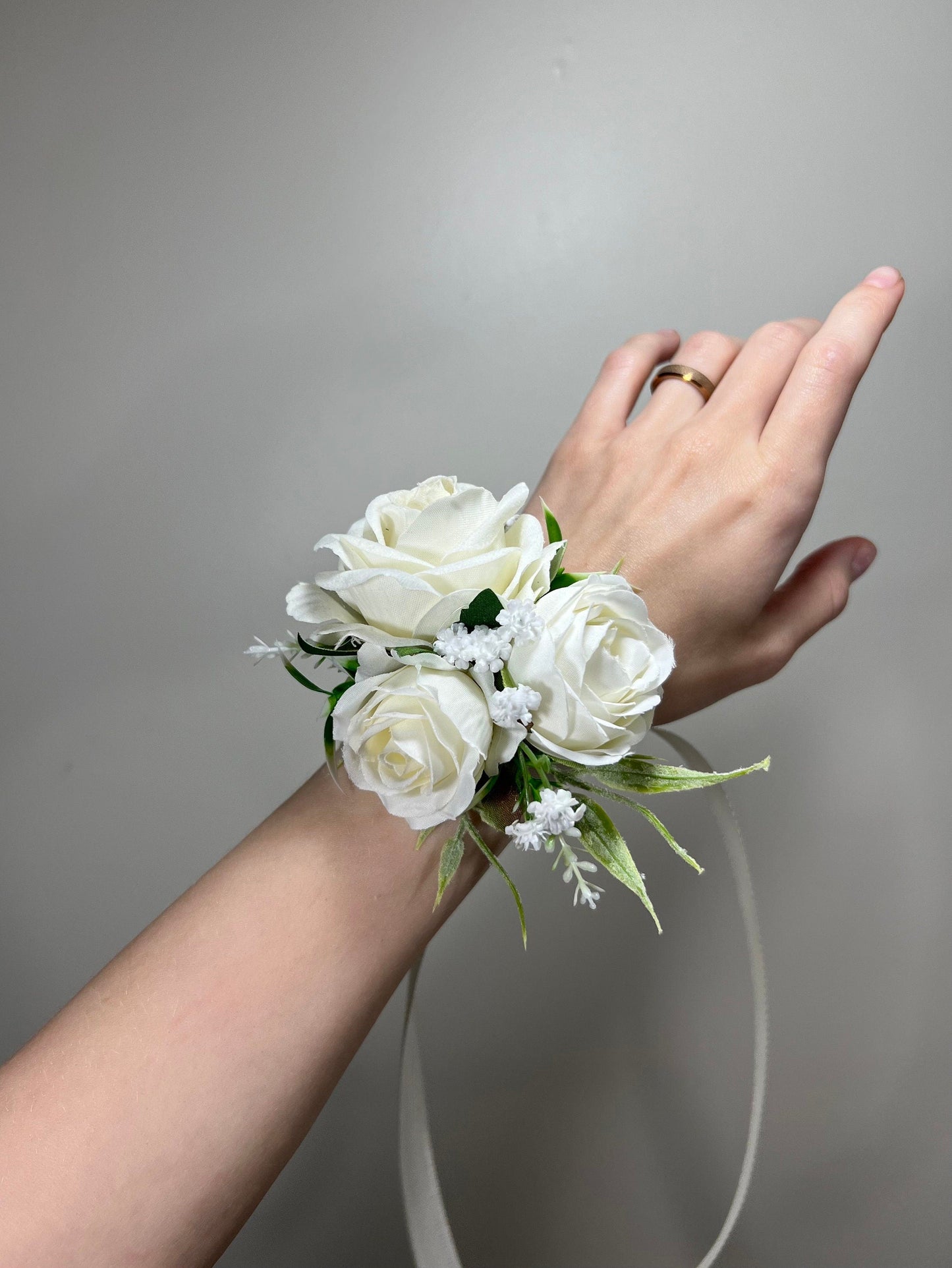 Wedding White Corsage Ivory Corsage Wedding Classic Wrist Corsage Bridesmaids Decor Wedding White Mom Corsage Accessories Artificial Flower