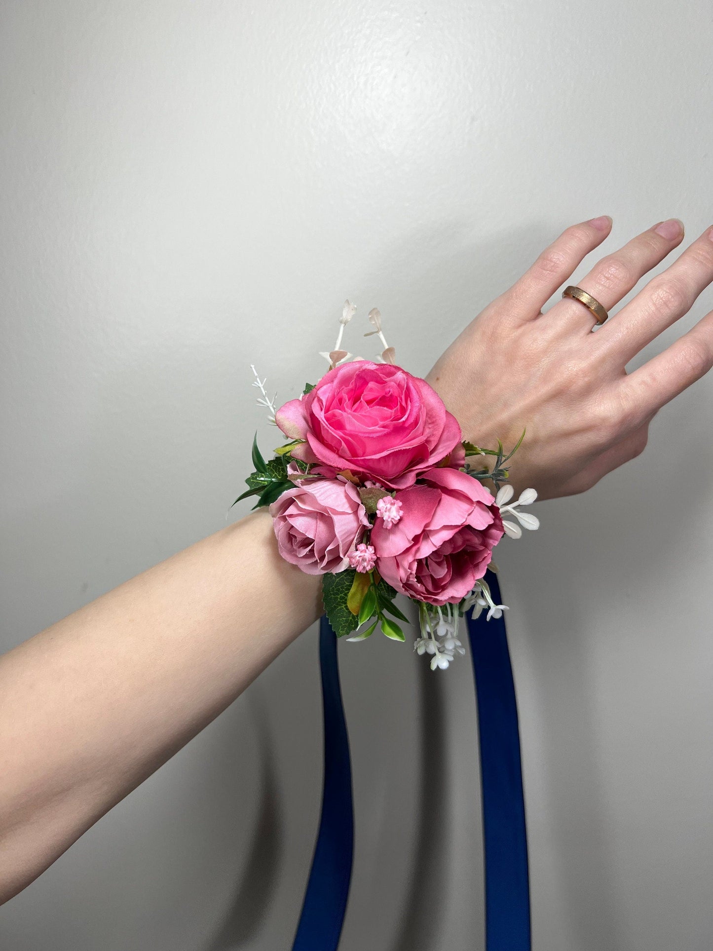 Wedding Corsage Pink Wedding Wrist Corsage Fuchsia Bridesmaids Corsage Viva Magenta Corsage Pink Boutonniere Dusty Rose Artificial Flowers