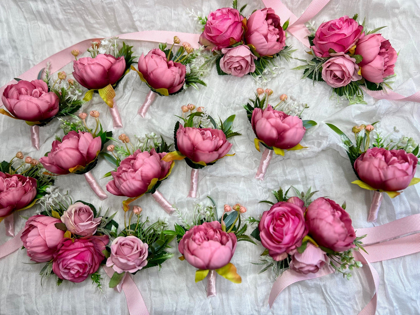 Wedding Corsage Pink Wedding Wrist Corsage Fuchsia Bridesmaids Corsage Viva Magenta Corsage Pink Boutonniere Dusty Rose Artificial Flowers